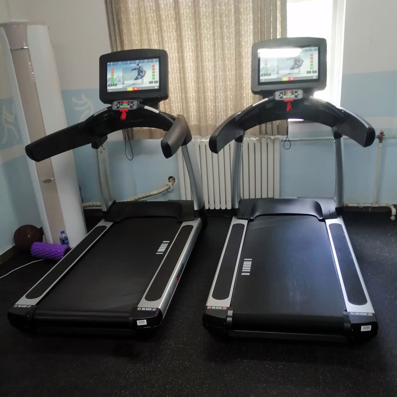 GL-RM9003GL-RM9003 GL-RM9003 ID:1593 商用智能跑步機